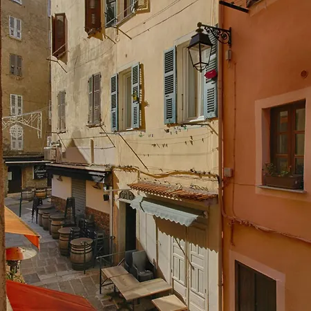 Apartament Conventionnel Chiappe Vieille